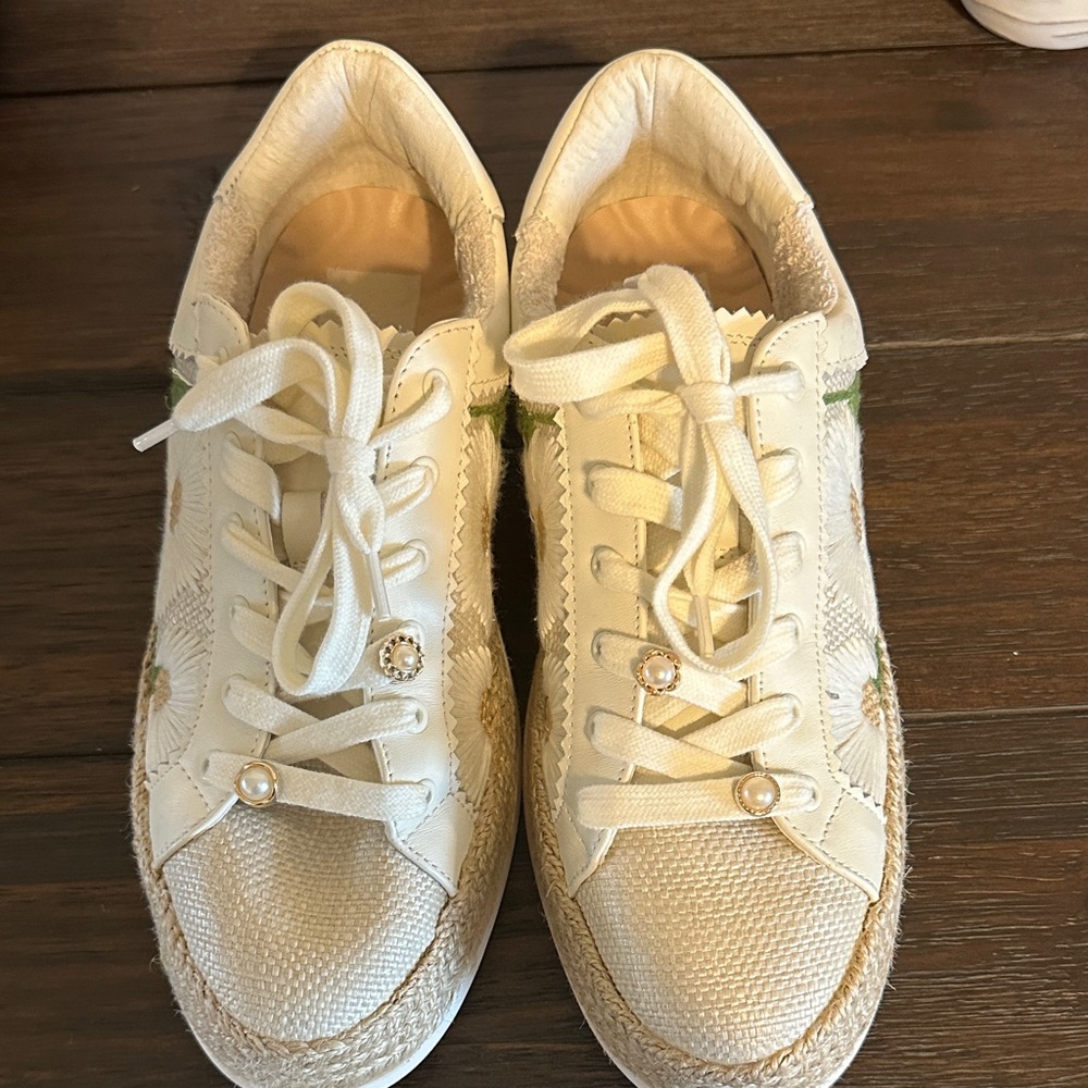Boston Proper White Floral Sneakers - Picture 2 of 4